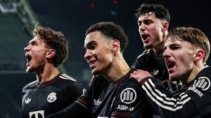 肯尼亚选手打破重庆马拉松男子组赛会纪录夺冠